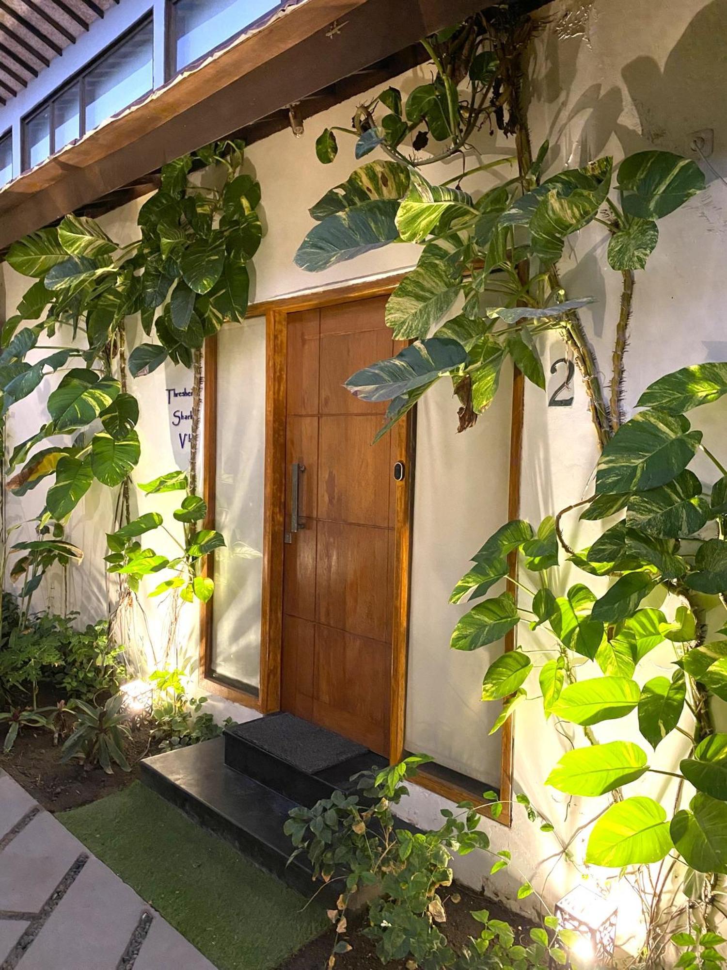 Stay Shark Villas Gili Air Exterior foto